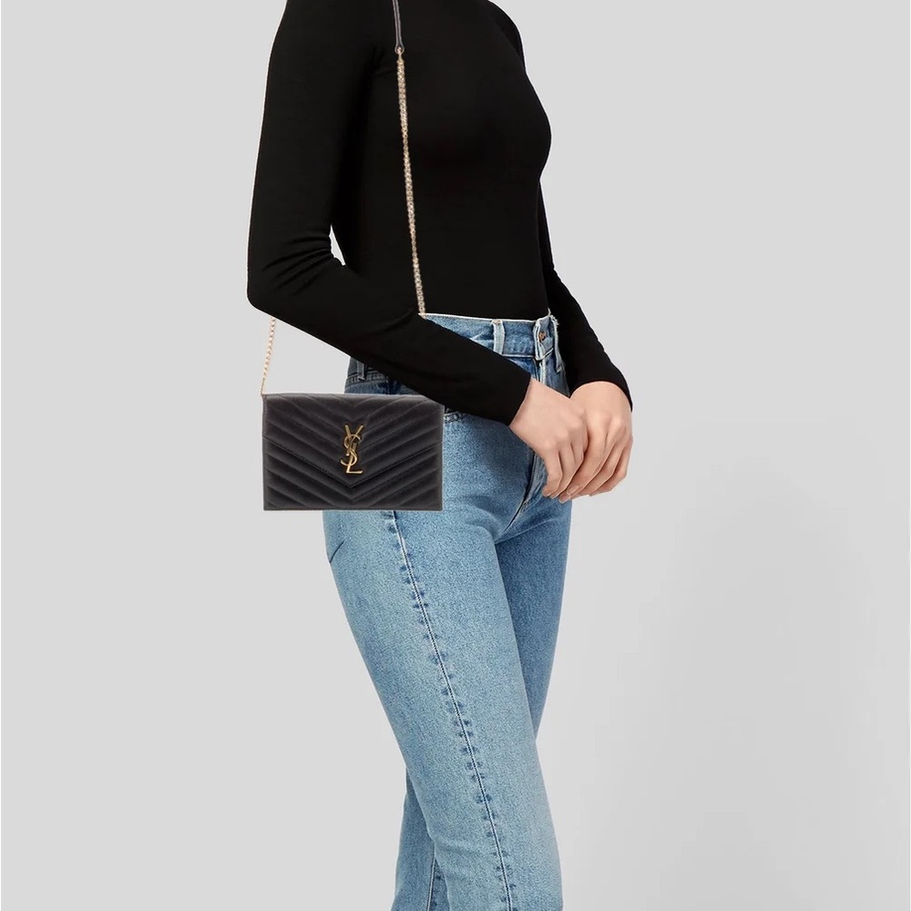 SAINT LAURENT | Chevron Cassandre 2022